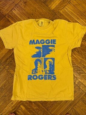 Maggie Rogers Yellow Graphic concert Tee